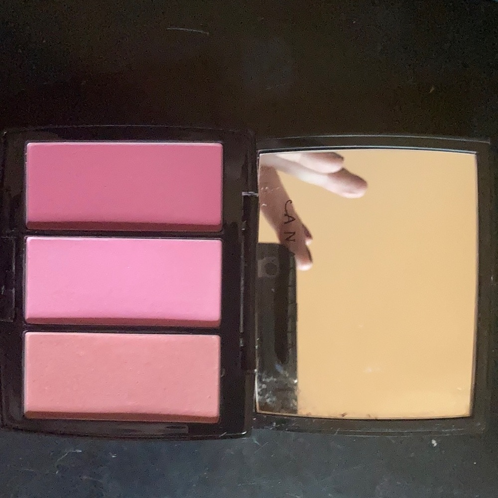 Abh blush trio